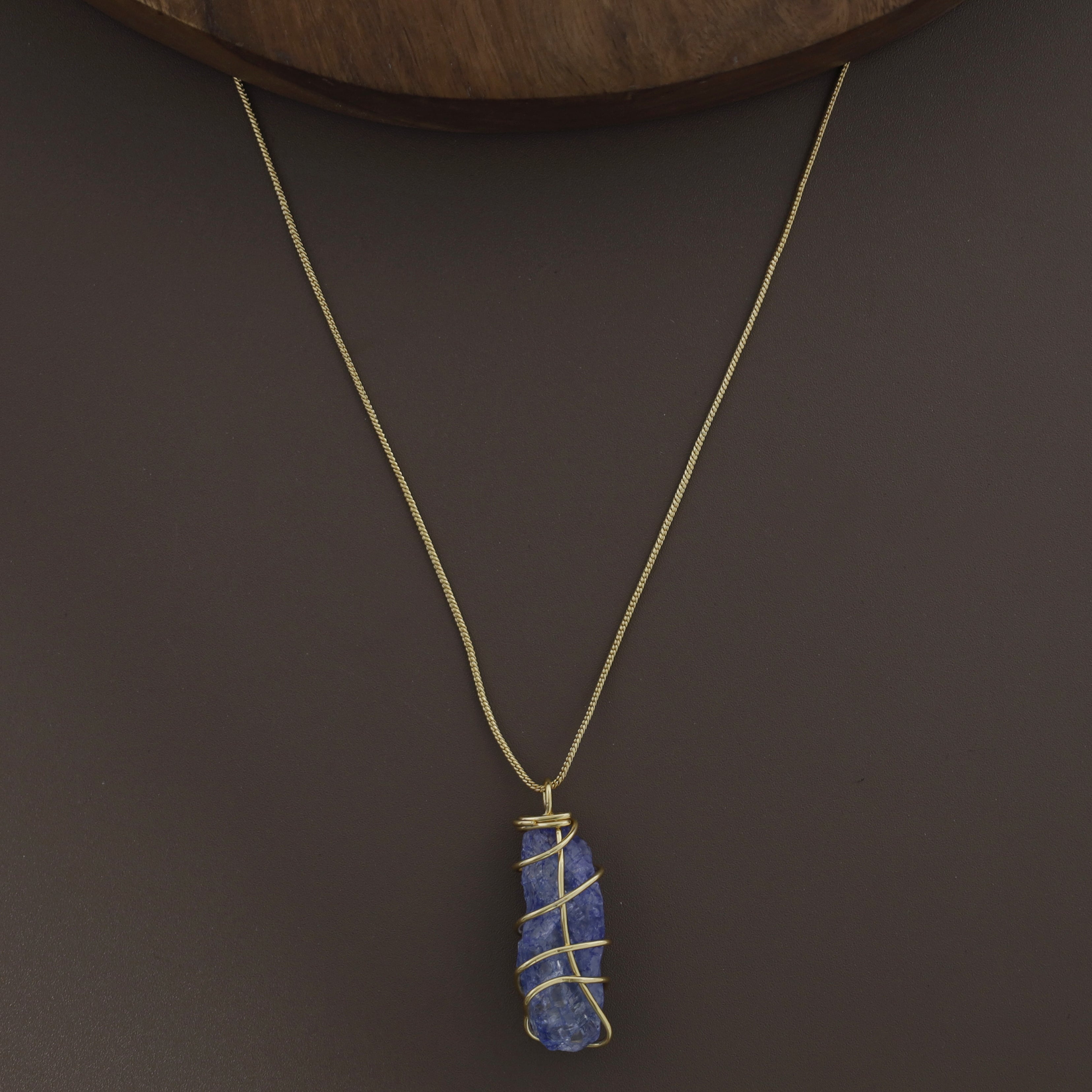 Binded Dyed Stone Neckpiece